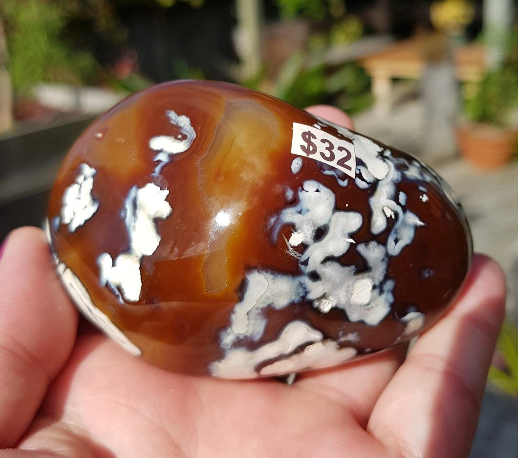 Carnelian freeform