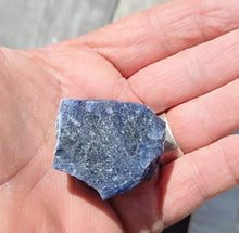 Load image into Gallery viewer, Sodalite rough
